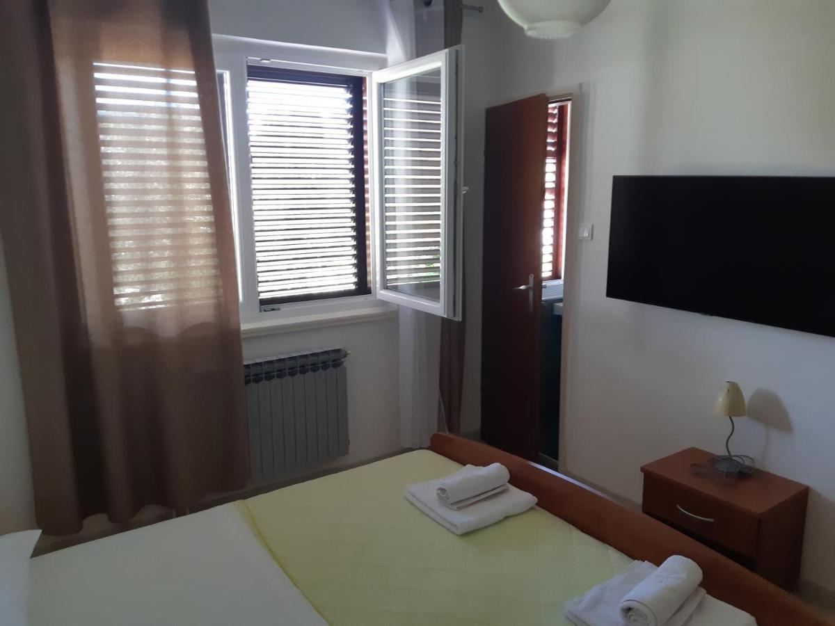 Double Room Jakisnica 4160D Lun  Extérieur photo